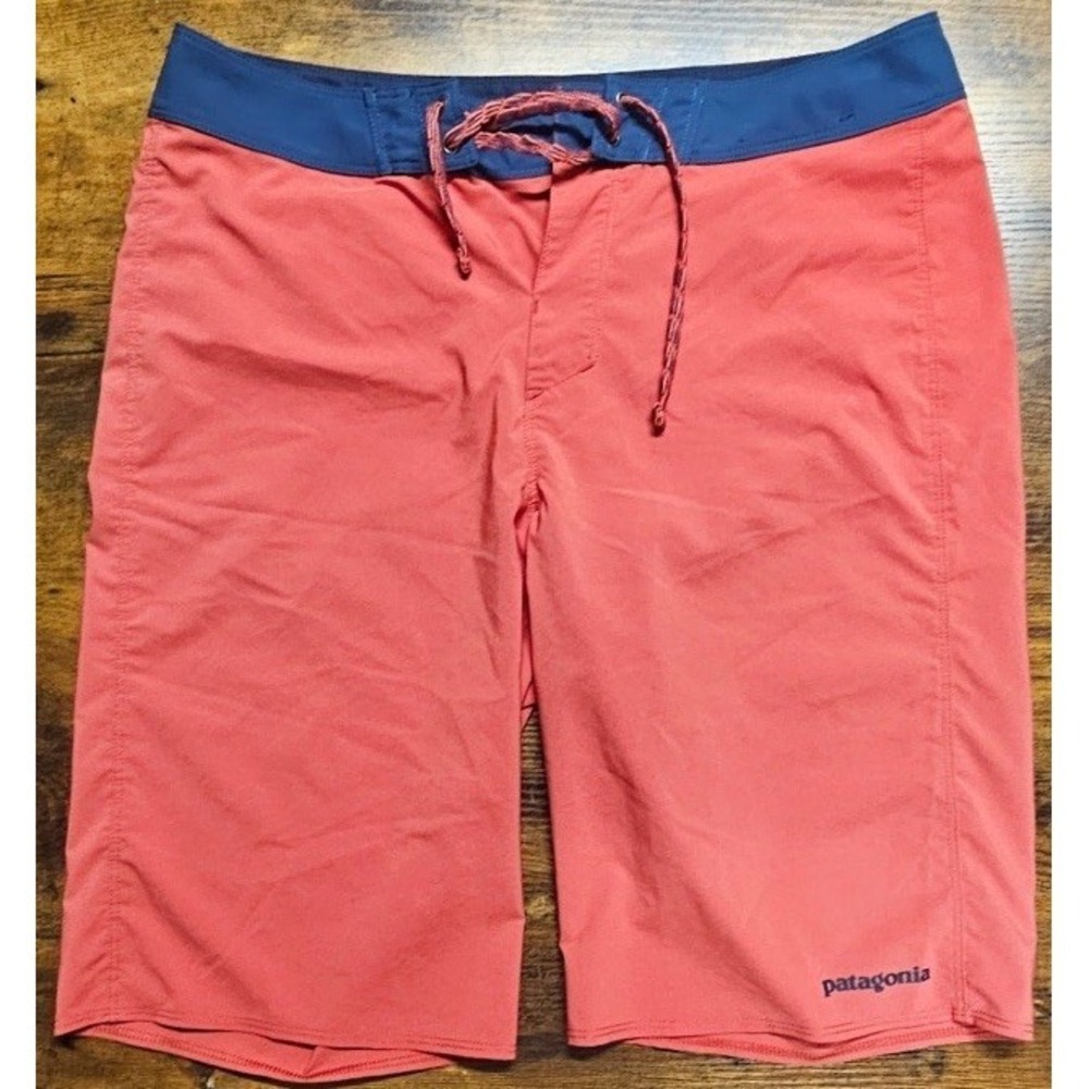 Patagonia Hydro Series Red With Blue Waist‎ Line Board-Shorts Men's Size 30x10